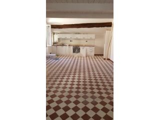 Quadrilocale in affitto a Sarzana