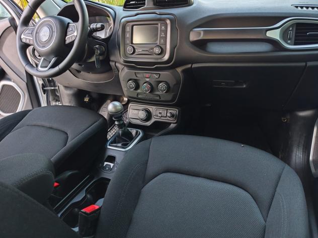 Jeep Renegade 2.0 Mjt 140CV 4WD Active Drive - Foto 9