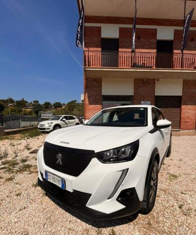 Peugeot 2008 PureTech 100 S&S Active - Foto 2