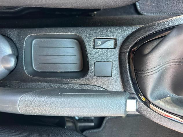 Renault Clio dCi 8V 75 CV 5 porte Moschino Intens - Foto 8