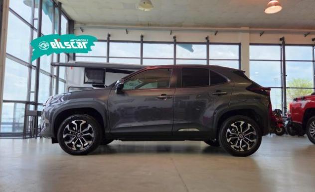 TOYOTA Yaris Cross 1.5 Hybrid 130 CV 5p. E-CVT Trend rif. 23536481 - Foto 3