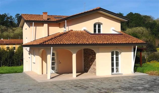 Villa in vendita a Gragnano - Capannori 251 mq Rif: 1351750
