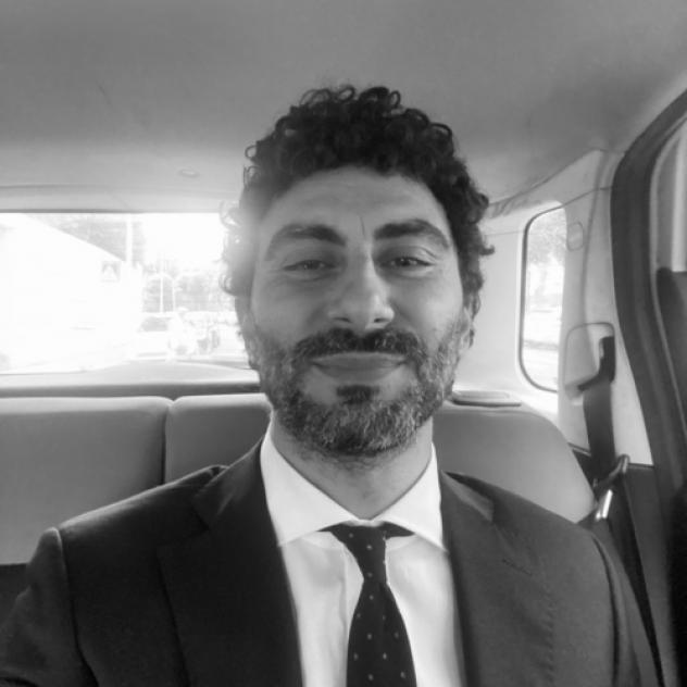 Antonio cerca una babysitter - lavoro da babysitter a Napoli