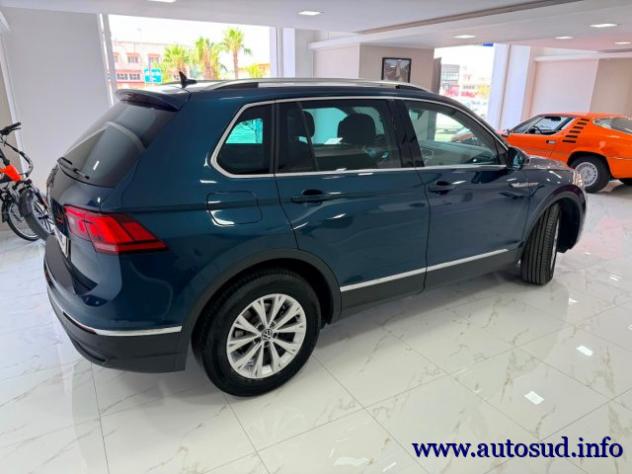 VOLKSWAGEN Tiguan 2.0 TDI 150 CV SCR DSG Life rif. 23991597 - Foto 6