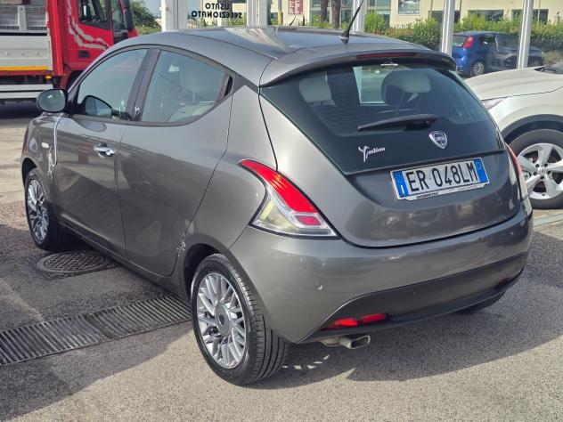 Lancia Ypsilon 1.2 GPL 69cv Ecochic Gold - Foto 5
