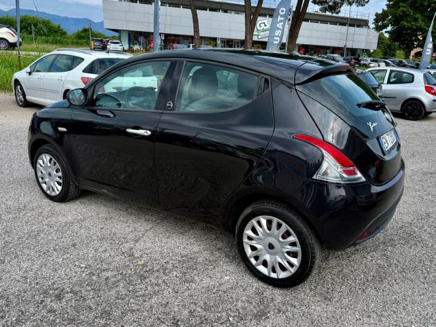 Lancia Ypsilon 1.2 69 CV 5 porte GPL Ecochic Silver - Foto 4