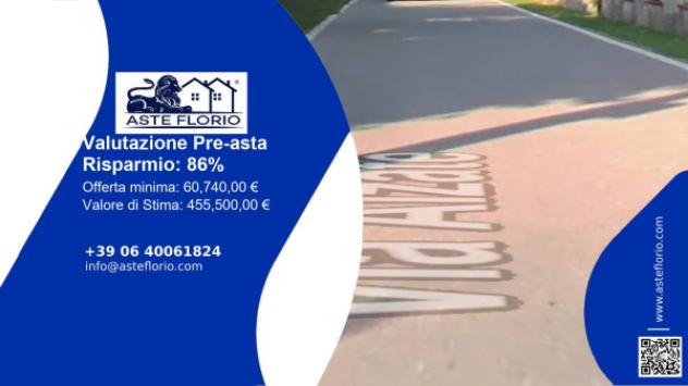 Immobile in asta di 459 m² in vendita a Oleggio - Foto 2