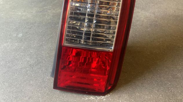 Fanale posteriore DX originale Fiat Idea del 2009 (46829508) - Foto 3