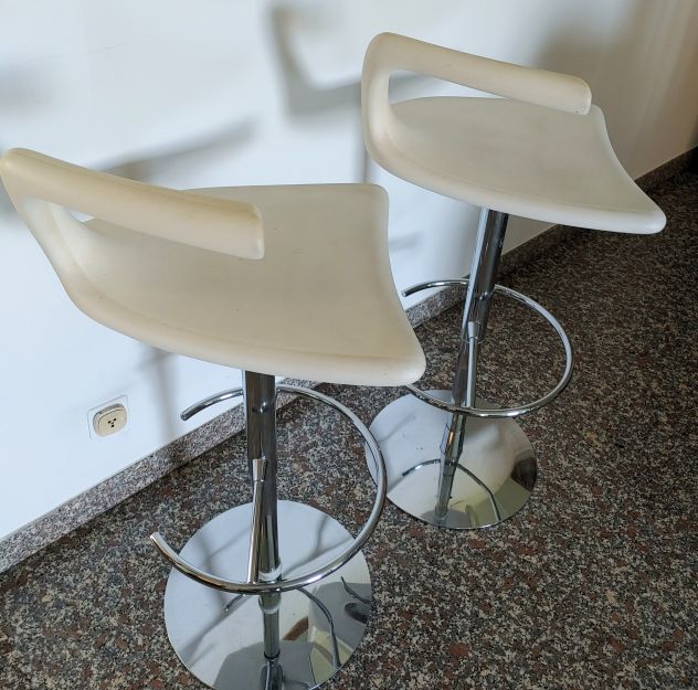 Sgabelli di design Colico GEO bianchi - Foto 3