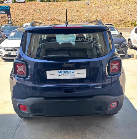 Jeep Renegade 2.0 Mjt 4wd 140 cv - Foto 8