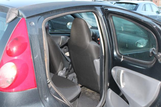 Peugeot 107 1.0 68CV 5p. Desir - Foto 8