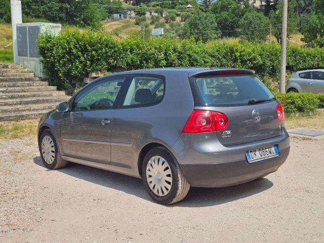 VOLKSWAGEN GOLF 5 1.6 BENZINA 3P GARANZIA 12M - Foto 4