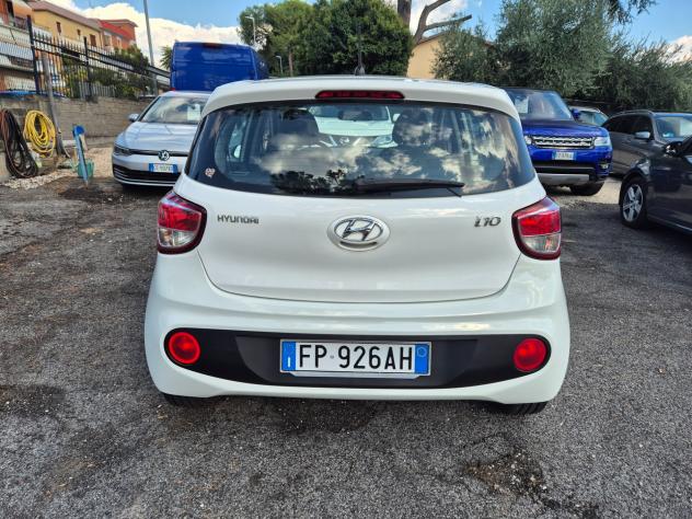 Hyundai i10 1.0 MPI Login - Foto 10