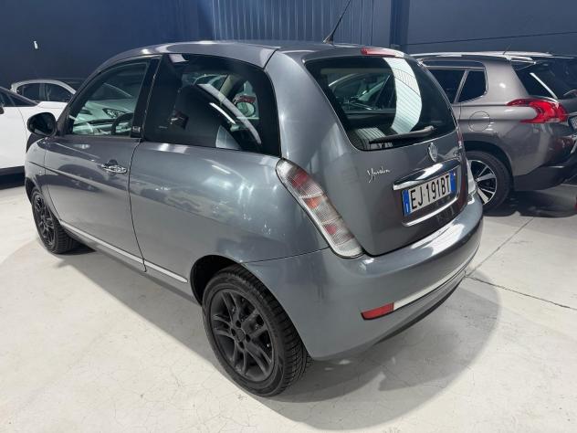 Lancia Ypsilon Neopatentati Diesel - Foto 6