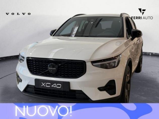 VOLVO XC40 B3 automatico Plus Black Edition rif. 23895062