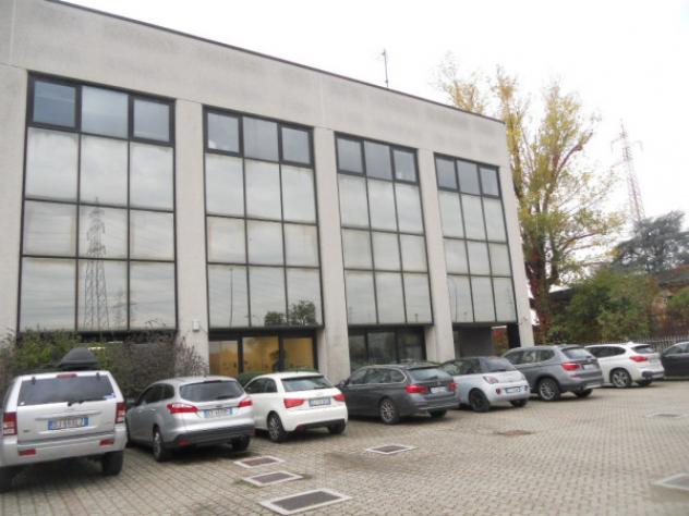 Immobile di 2045 m² con più di 5 locali in affitto a Arese - Foto 18