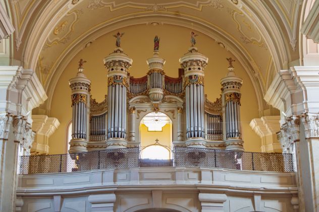 Organista e soprano per matrimoni e funerali Siena