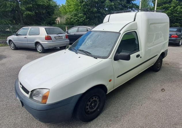 FORD Transit Courier 1.8D