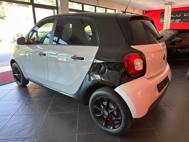 SMART FORFOUR 1.0TWINNAMIC 70cv PASSION - Foto 6