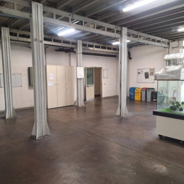 Immobile di 10000 m² con più di 5 locali in affitto a Maranello - Foto 19