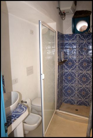 Alicudi, Isole Eolie, casa indipendente di mq. 66, con terreno perimetrale di pe - Foto 7