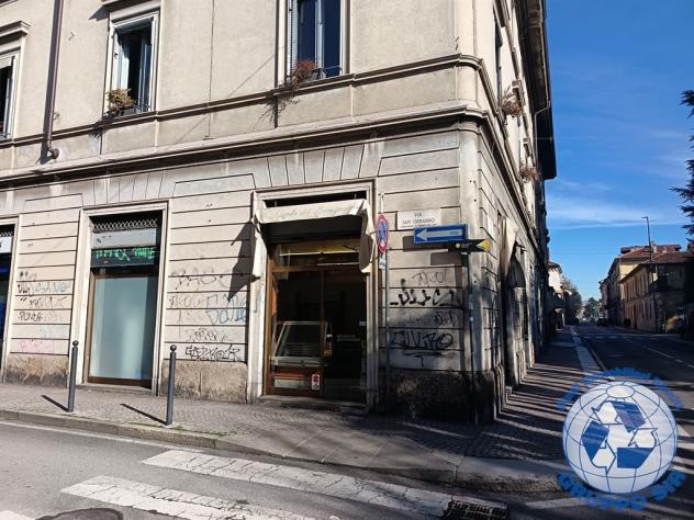 negozio angolare tre vetrine - Foto 3