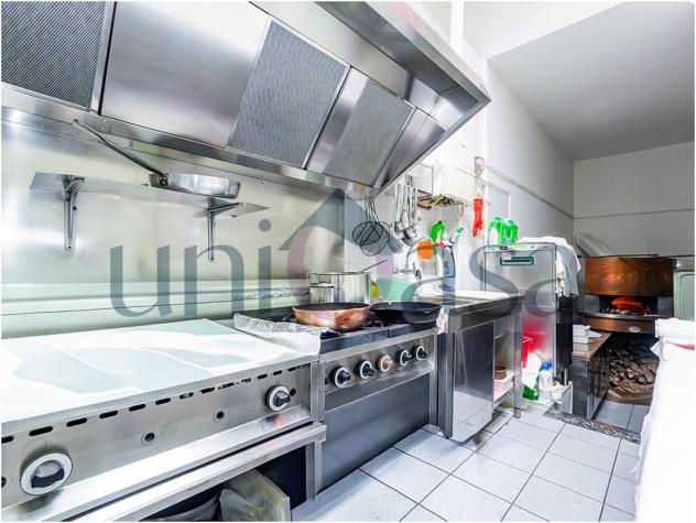 Valmadrera, vendesi ristorante-pizzeria con immobile di proprietà. - Foto 11