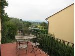 APPARTAMENTO INDIPENDENTE di 2 vani e di 65 mq (FIESOLE) rif. ABA/096