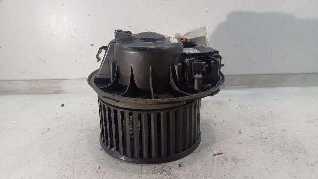 MOTORINO VENTILAZIONE ABITACOLO VOLKSWAGEN Passat Variant 5° Serie 1K1820021 CFFB diesel 1968 (10) - Foto 2