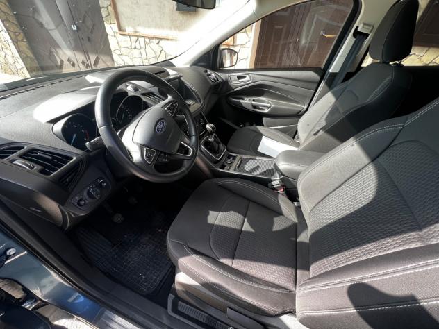 Ford Kuga 1.5 TDCI 120 CV S&S 2WD ST-Line - Foto 4