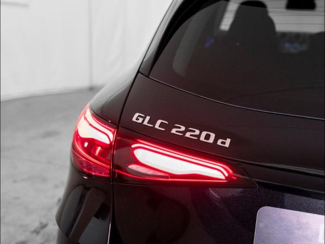 Mercedes-Benz GLC 220 d 4MATIC AMG Line Advanced - Foto 9