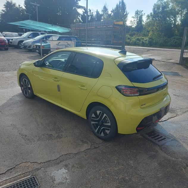 Peugeot 208 Hybrid 145 e-DCS6 Allure - Foto 8