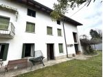 Casa colonica con grande terreno edificabile