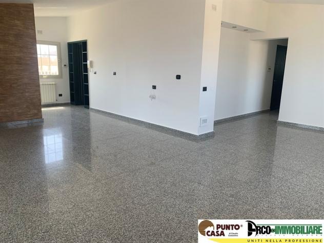 Proponiamo in affitto – Attico vista mare in Via Federico Ferrari Orsi - Foto 13