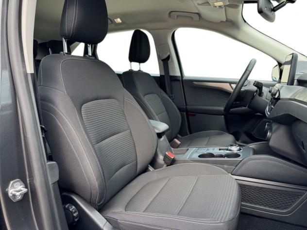 Ford Kuga 1.5 EcoBlue 120 CV Automatica NAVI LED Titanium Business 2WD - Foto 6