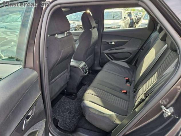 PEUGEOT 3008 3008 1.2 benz t Active Pack tg : GN875SE rif. 24165554 - Foto 10