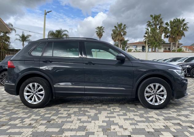 Volkswagen Tiguan Life 2.0 TDI 150CV DSG - Foto 7