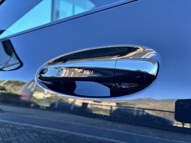 Mercedes-Benz GLA 200D 4MATIC AMG LINE PREMIUM 150 CV C.AUTOMATICO - Foto 7