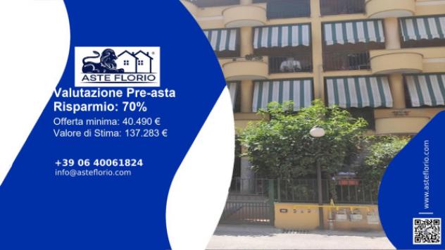 Immobile in asta di 132 m², box auto in vendita a Orta di Atella