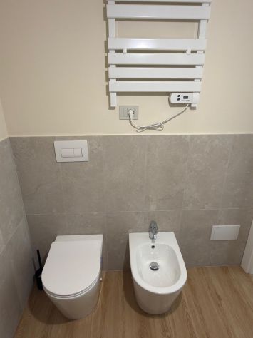 Trilocale moderno con cantina, terrazzo, posto auto, balcone - Foto 12