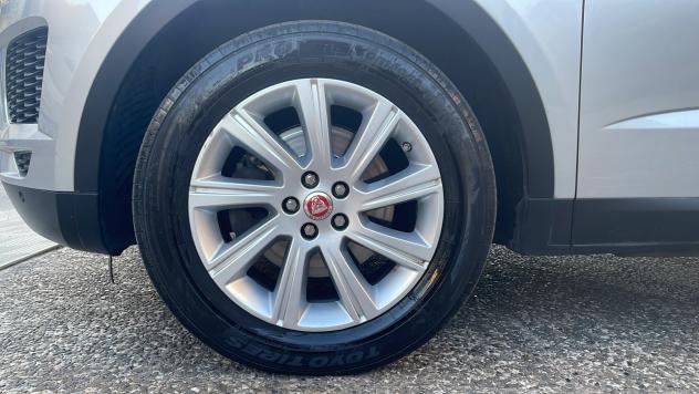 JAGUAR E-PACE 2.0D 150 CV AWD AUT. R-DYNAMIC HSE (110 KW) - Foto 9