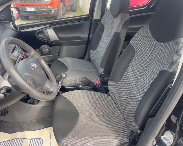 Toyota Aygo 1.0 12V VVT-i 5 porte Lounge Connect - Foto 8