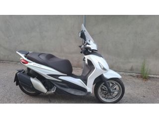 Piaggio Beverly 400 anno 2024, 9.500 Km