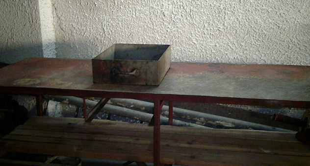 ROBUSTO BANCO DA LAVORO IN FERRO - Foto 4