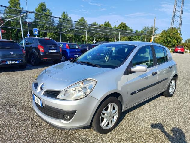 Renault Clio 1.2 16V 5 porte Dynamique - Foto 2