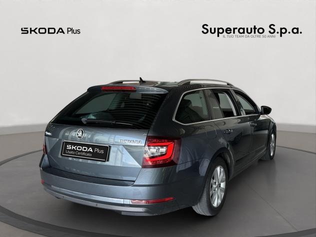 Škoda Octavia 1.6 TDI Executive - Foto 7