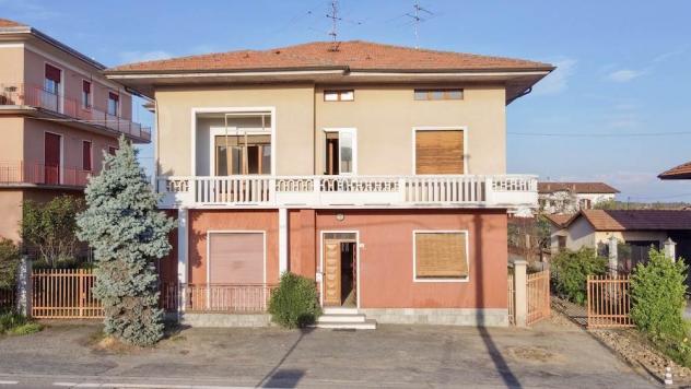 Vendita Casa singola da 238 mq in Via XXV Aprile con giardino - Foto 2