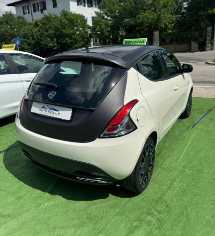 Lancia Ypsilon 1.2 69 CV 5 porte S Momodesign - Foto 3