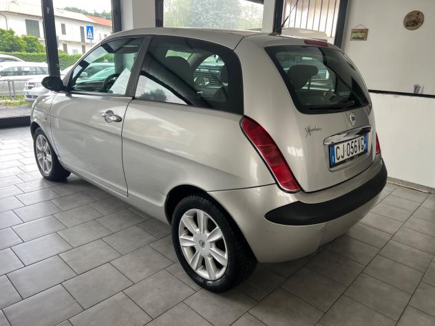 Lancia Ypsilon 1.4 16V Argento - Foto 6
