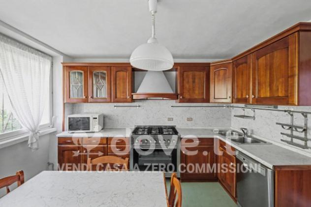 Casa indipendente di 240 m² con più di 5 locali in vendita a Luino - Foto 19